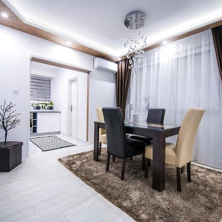 Apartman Nina II Sremska Mitrovica Ngoại thất bức ảnh